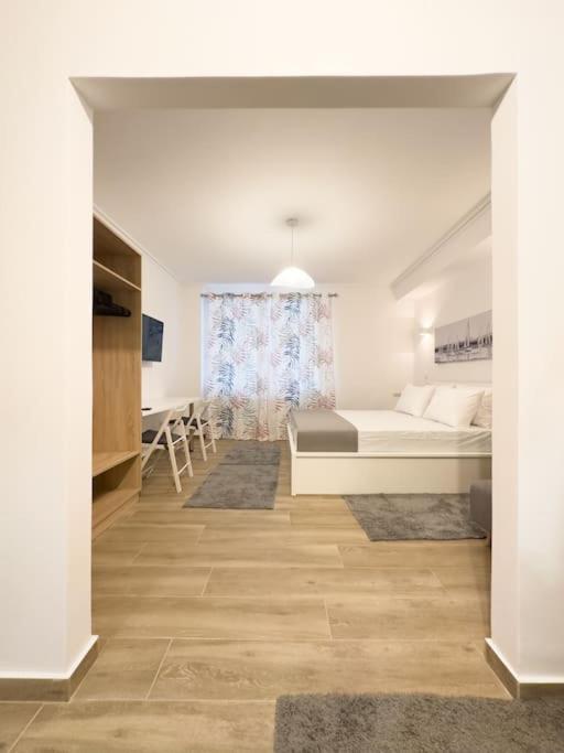 Petite Retreat In Kolonaki, Athens /Netflixアパートメント エクステリア 写真