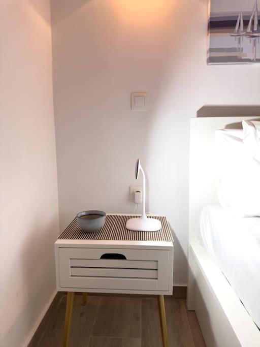 Petite Retreat In Kolonaki, Athens /Netflixアパートメント エクステリア 写真