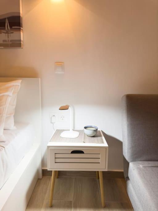 Petite Retreat In Kolonaki, Athens /Netflixアパートメント エクステリア 写真