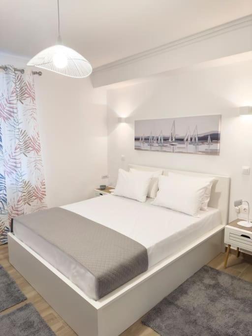 Petite Retreat In Kolonaki, Athens /Netflixアパートメント エクステリア 写真